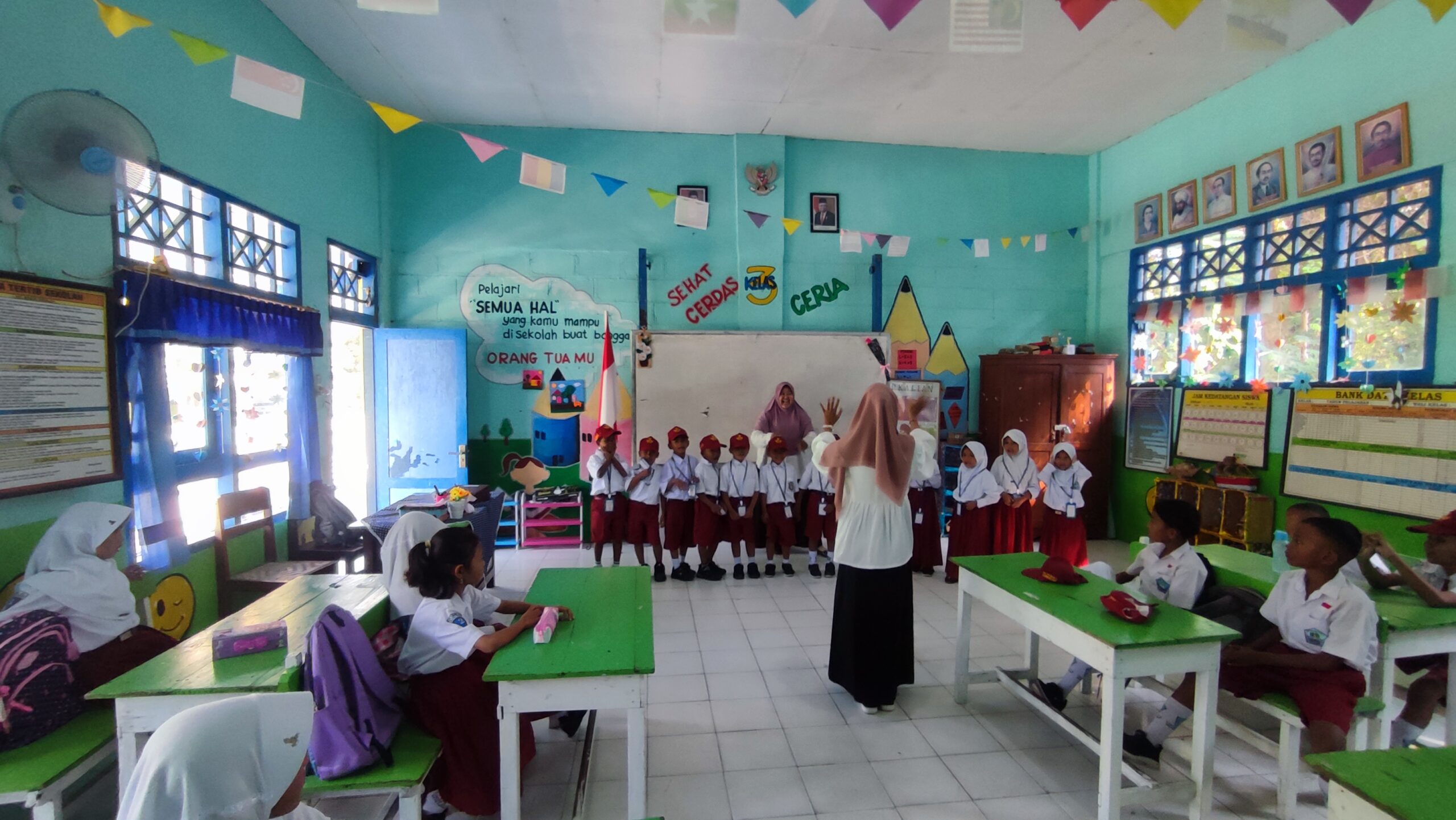 MPLS HARI PERTAMA (MASA PENGENALAN LINGKUNGAN SEKOLAH) SDN TANJUNG JATI 2 KAMAL